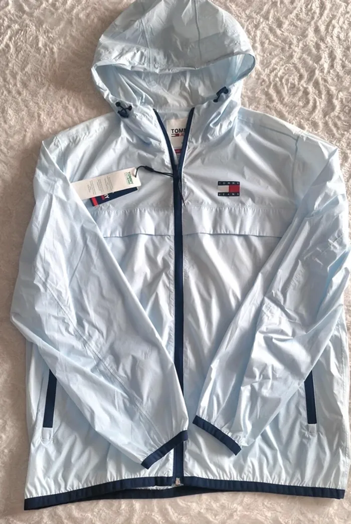 Tommy Hilfiger - photo numéro 3