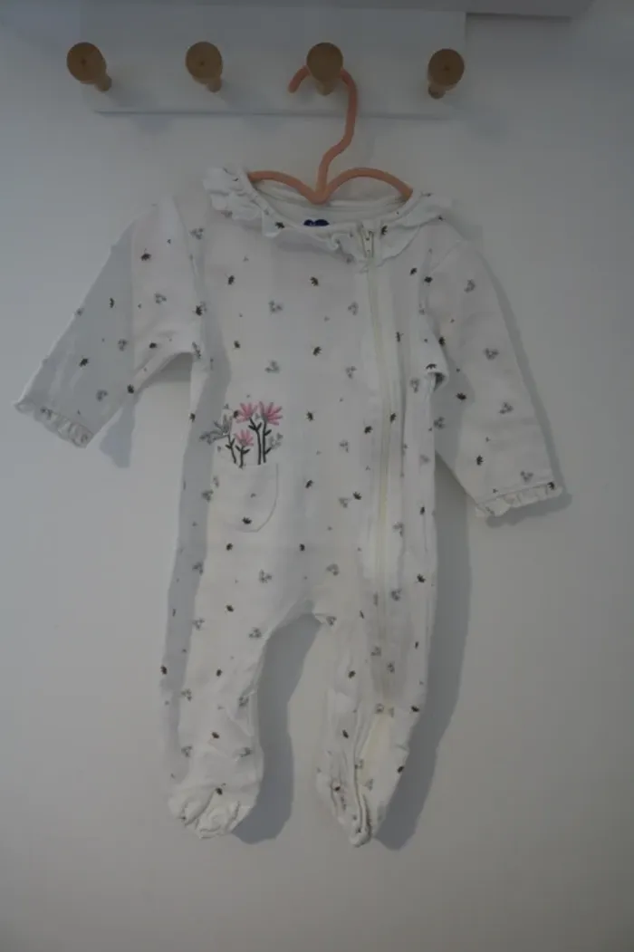 Lot pyjamas automne fille 6 mois - photo numéro 2