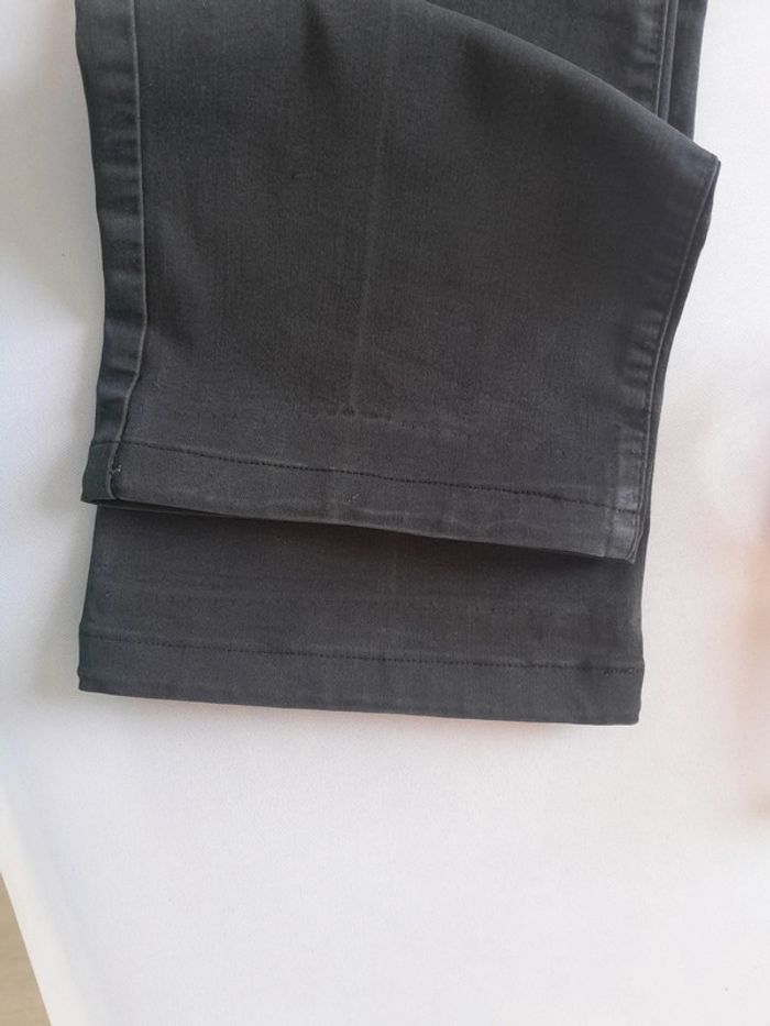 Jean caroll droit taille 40 - photo numéro 9