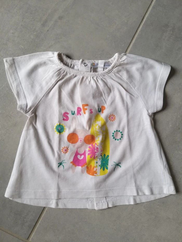 T-shirt manche courte en 6 mois