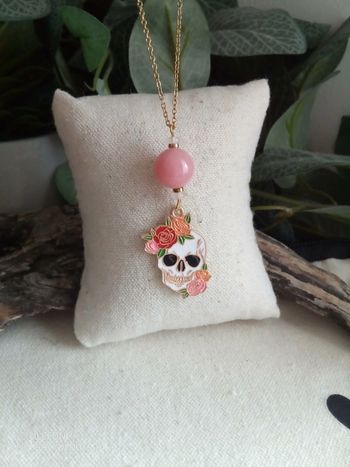 Collier jade rose et tête de mort Mexicaine