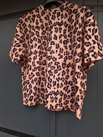 T shirt beige imprimé léopard