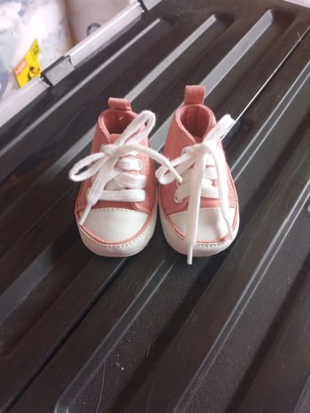 Chaussure bébé taille naissance