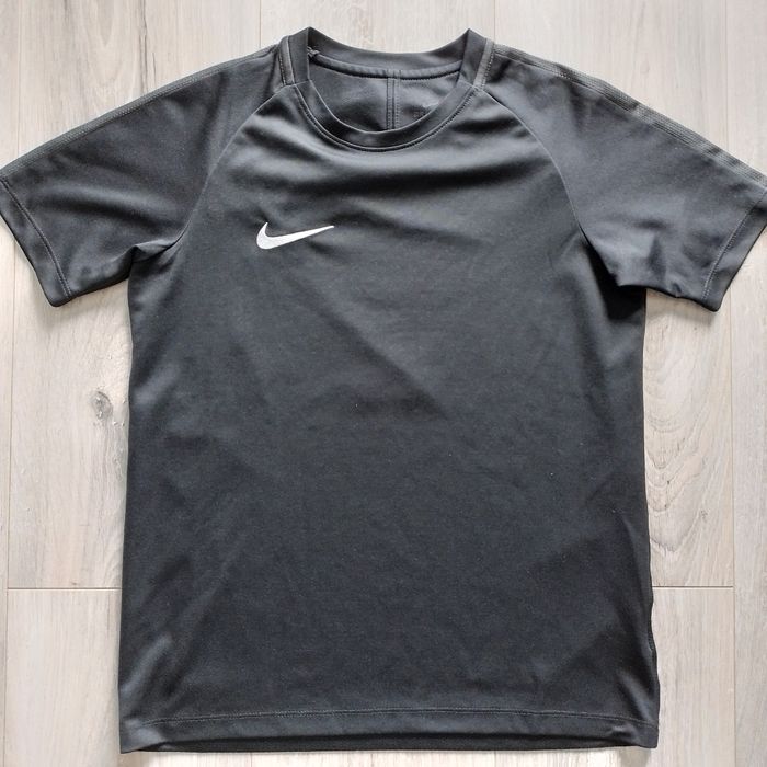Tee-shirt noir Nike