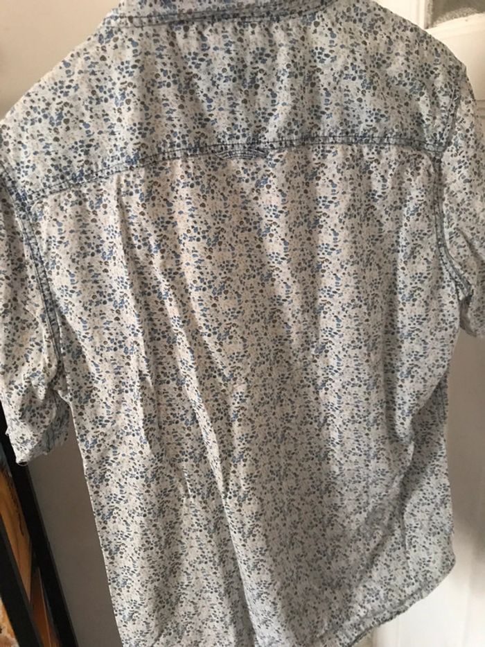 Chemise à fleur Pull&bear taille L (taille 40) - photo numéro 9