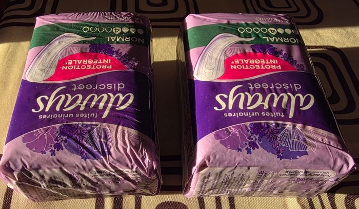 2 paquets ALWAYS DISCREET - photo numéro 5