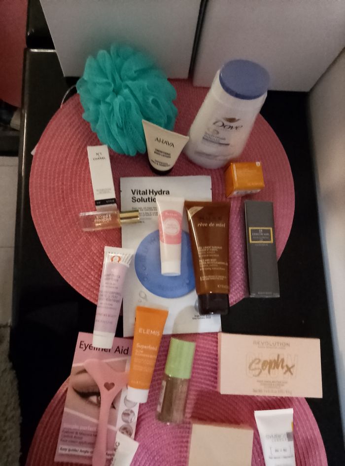 Lots 25 cosmétiques - photo numéro 7