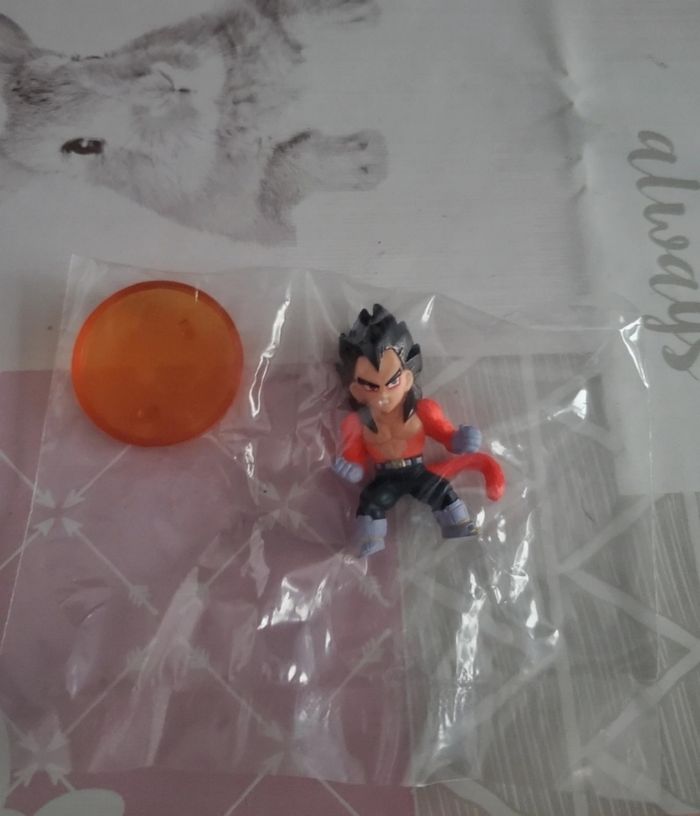 Figurine dragon ball  vegeta  neuf - photo numéro 4