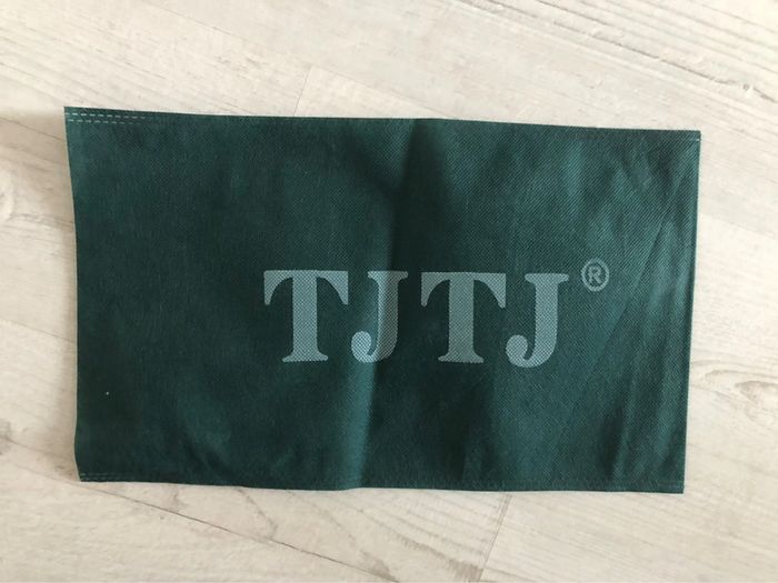 BB- 8 sacs à chaussures (valises) verts NEUFS - photo numéro 2