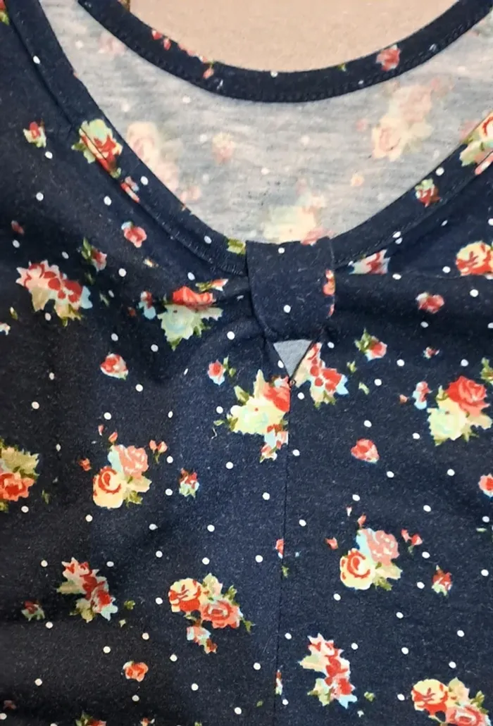 T-shirt Fleuri - photo numéro 2