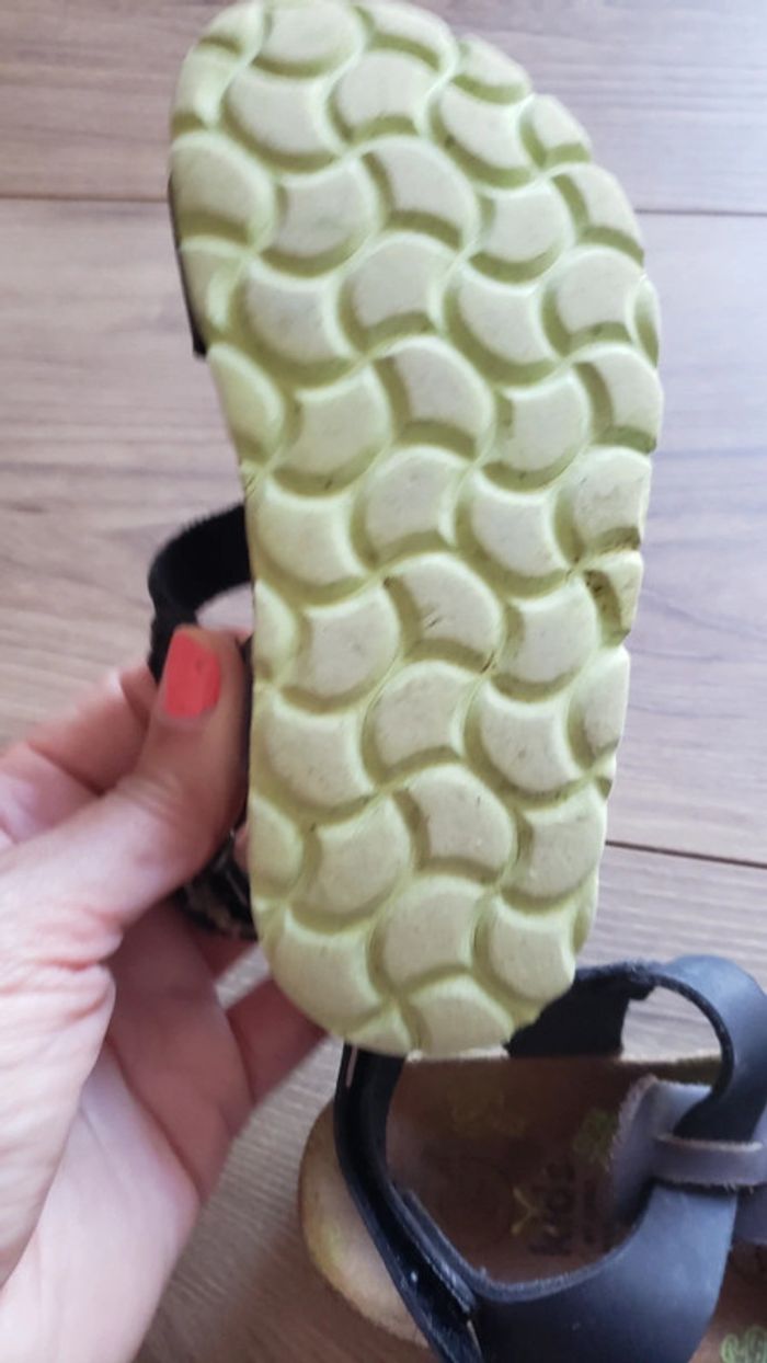 Sandales, taille 25 - photo numéro 3