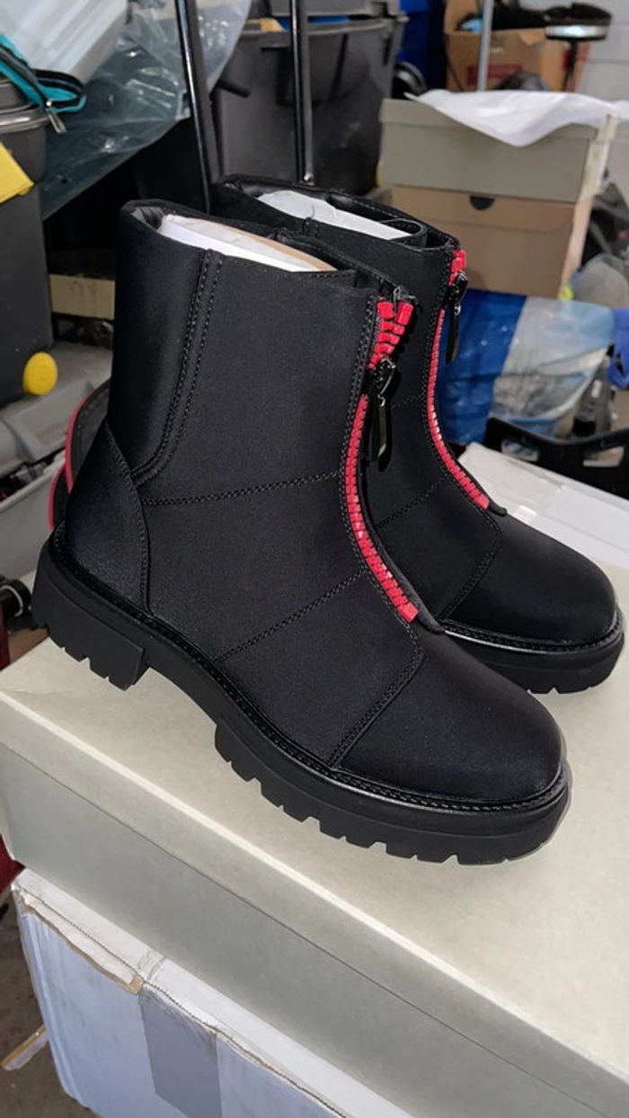 Superbe bottines neuves jamais portées pointure 38 - photo numéro 3