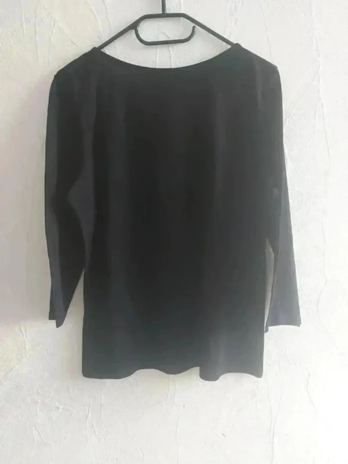 Tee-shirt manche 3/4 Taille 42/44 - photo numéro 5