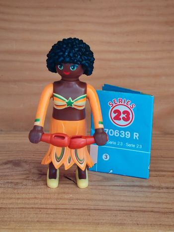 Playmobil figure série 23 personnage femme danseuse musicienne