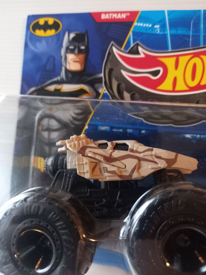 Hotwheel monster truck batman vs joker - photo numéro 5