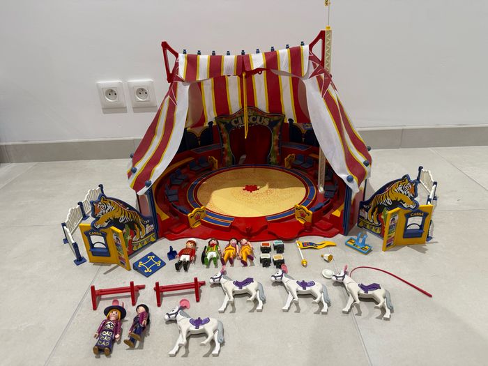 Playmobil - Cirque (4230) + Voltigeurs (4234)