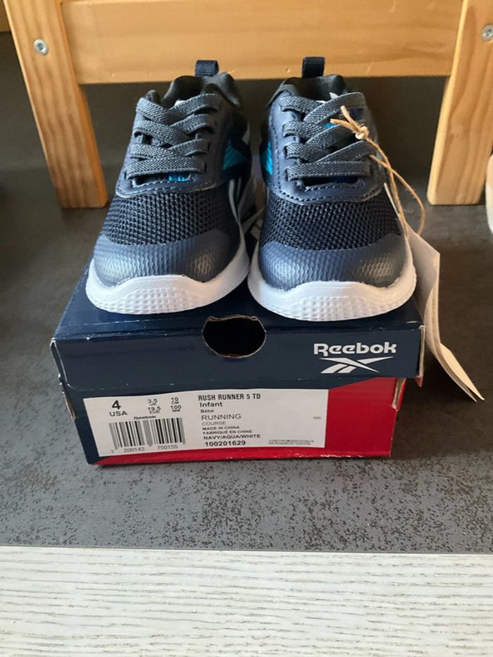 Chaussures baskets Reebok 19,5 - photo numéro 4