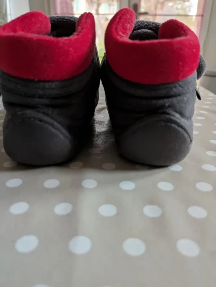 Chaussons garçon 23 - photo numéro 7
