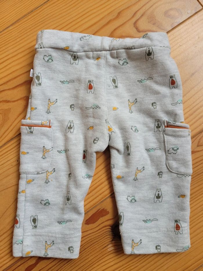 Pantalon (3 mois) - photo numéro 2