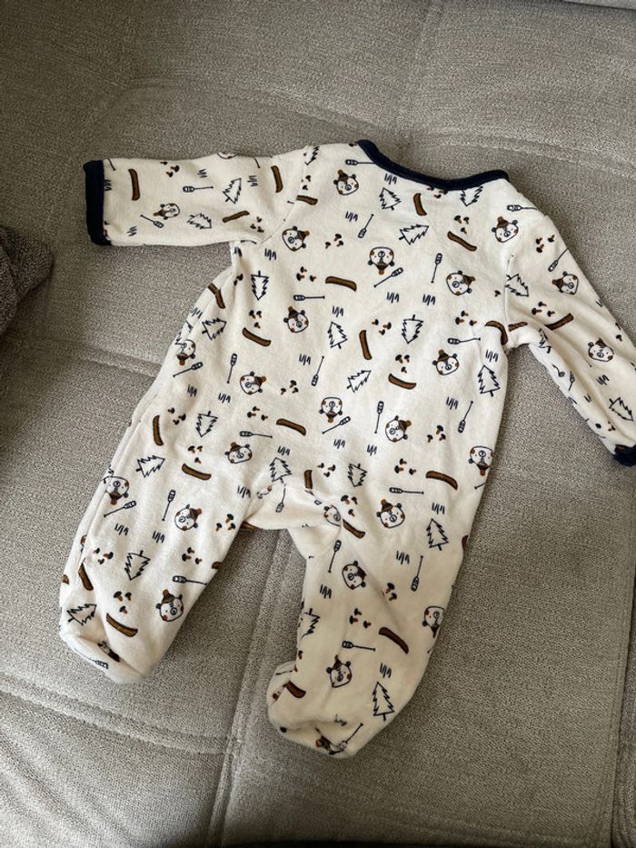 Pyjama - photo numéro 2