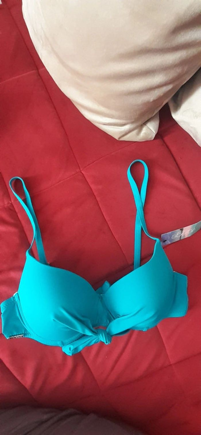 Haut de maillot de bain valege neuf