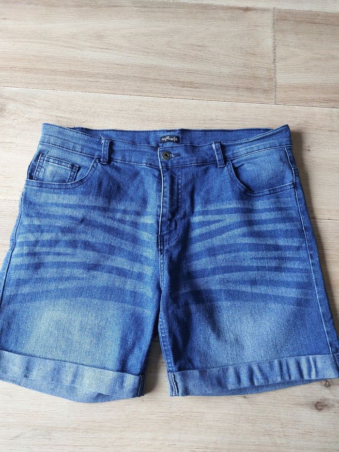 Short en jean taille 44 Influx