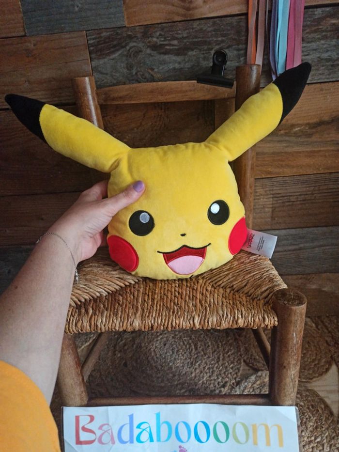 Peluche coussin pokemon Pikachu tbe - photo numéro 4