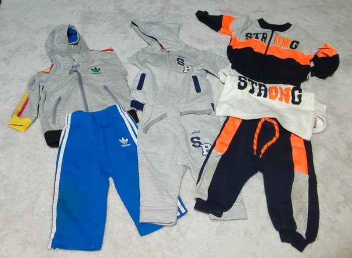 Lot ensemble jogging 6 mois