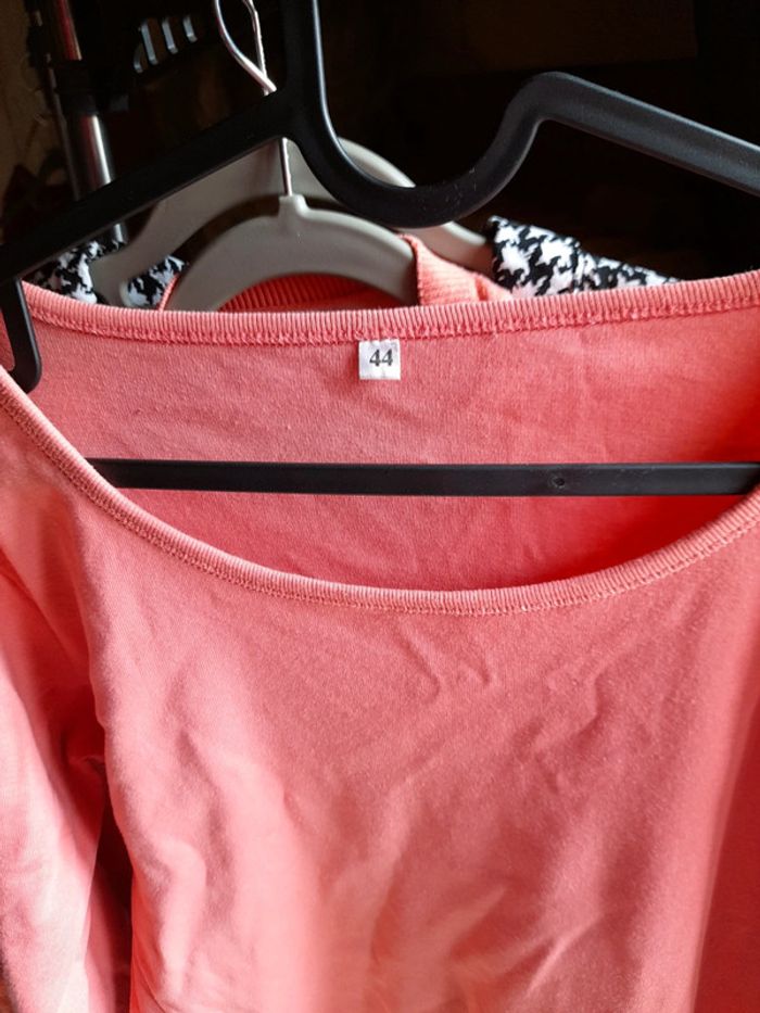 Tee-shirt abricot - photo numéro 2