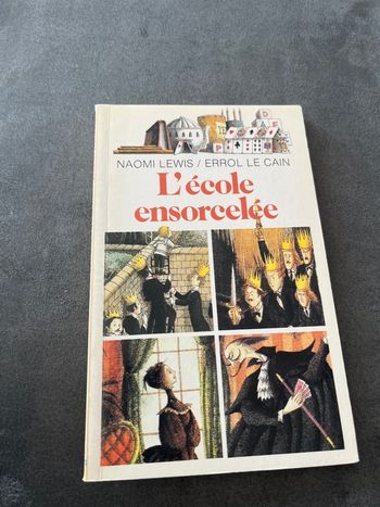 Livre folio cadet l’école ensorcelée 