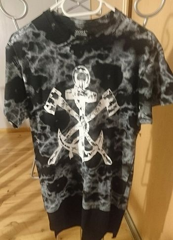 Tee shirt homme ou ado style basket