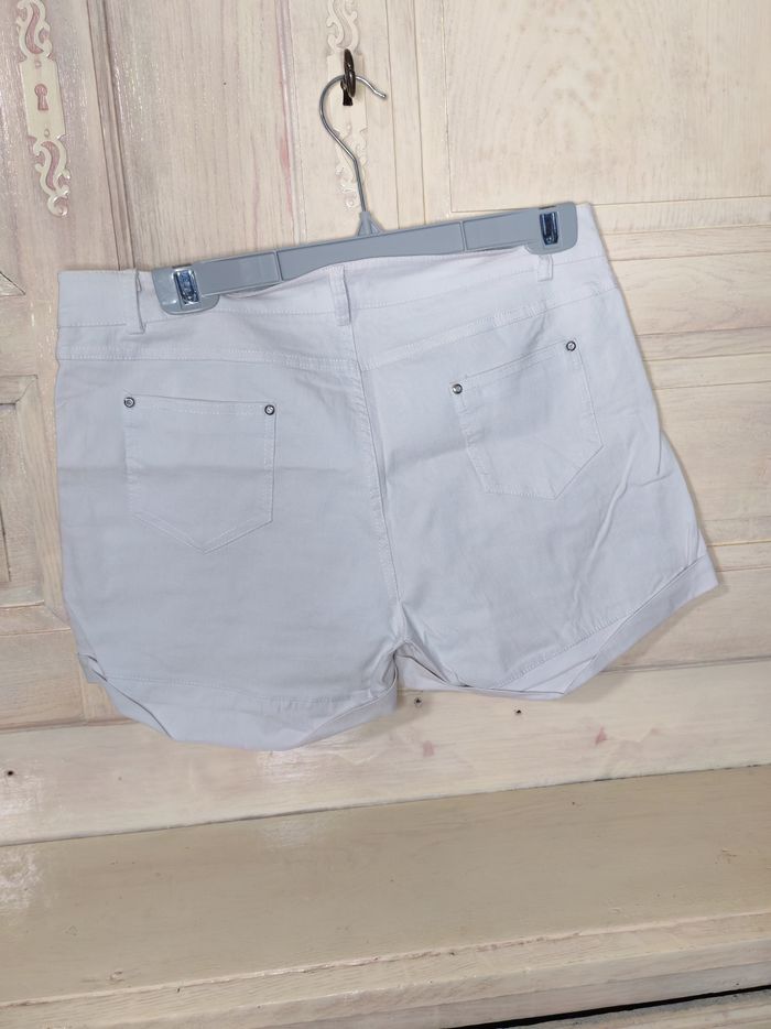 Short - photo numéro 3