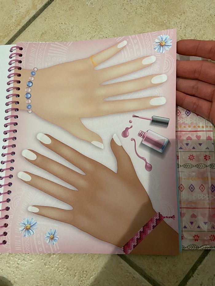 Livret stickers fille - photo numéro 6