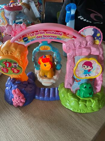 Tut tut le jardin enchanté des licornes