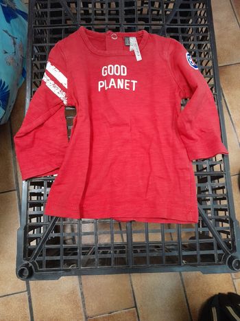 T shirt good planet