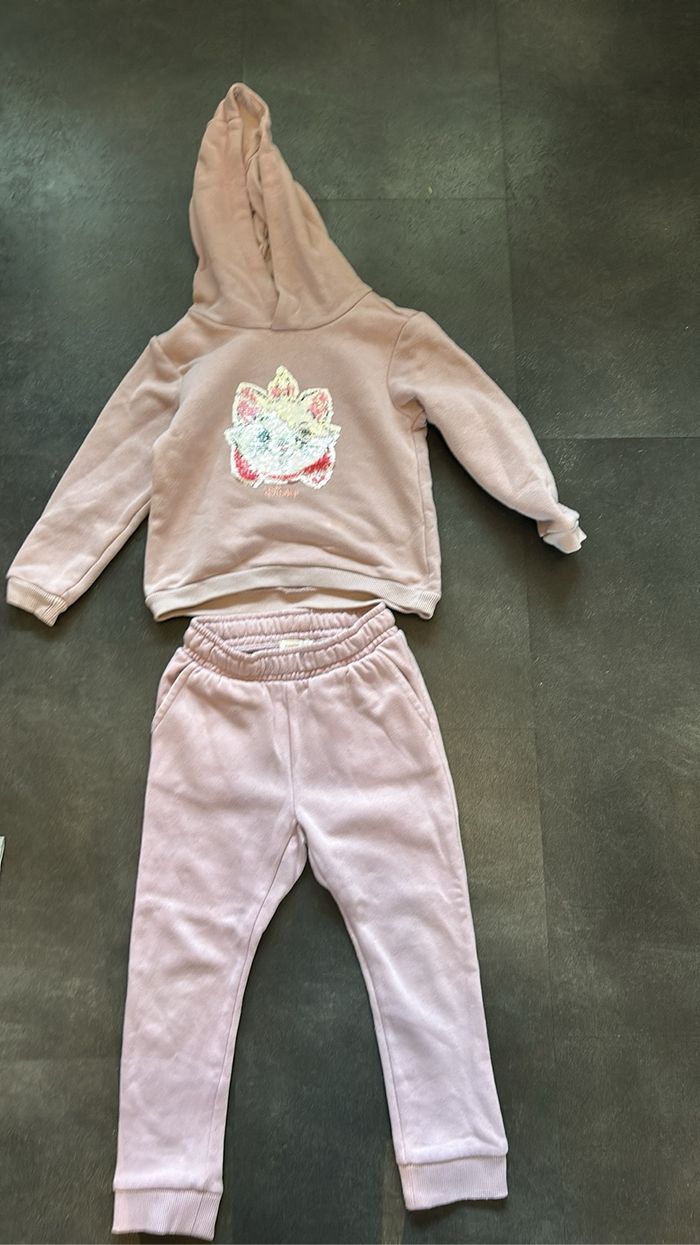 Lot vêtements fille 4 ans - photo numéro 8