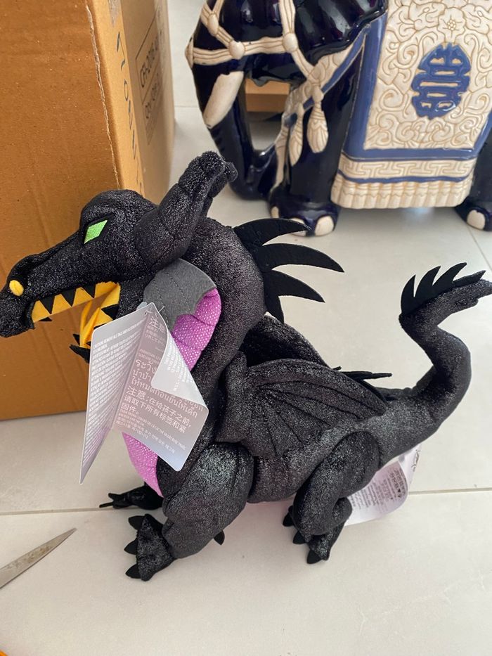 Peluche disney vilain malefique dragon