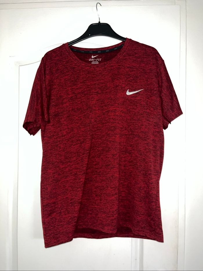 T-shirt Nike