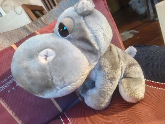 Peluche hippopotame