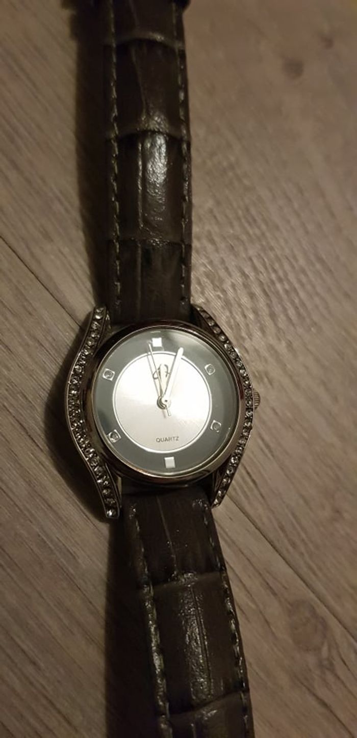 Montre Auriol - photo numéro 2