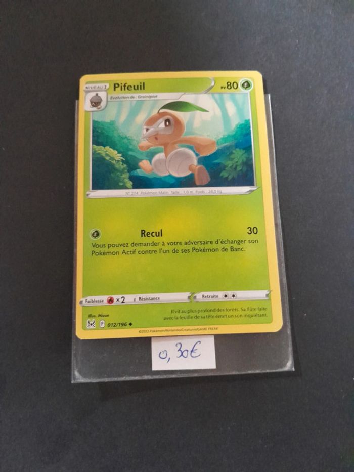 Carte Pokémon Pifeuil 012/196