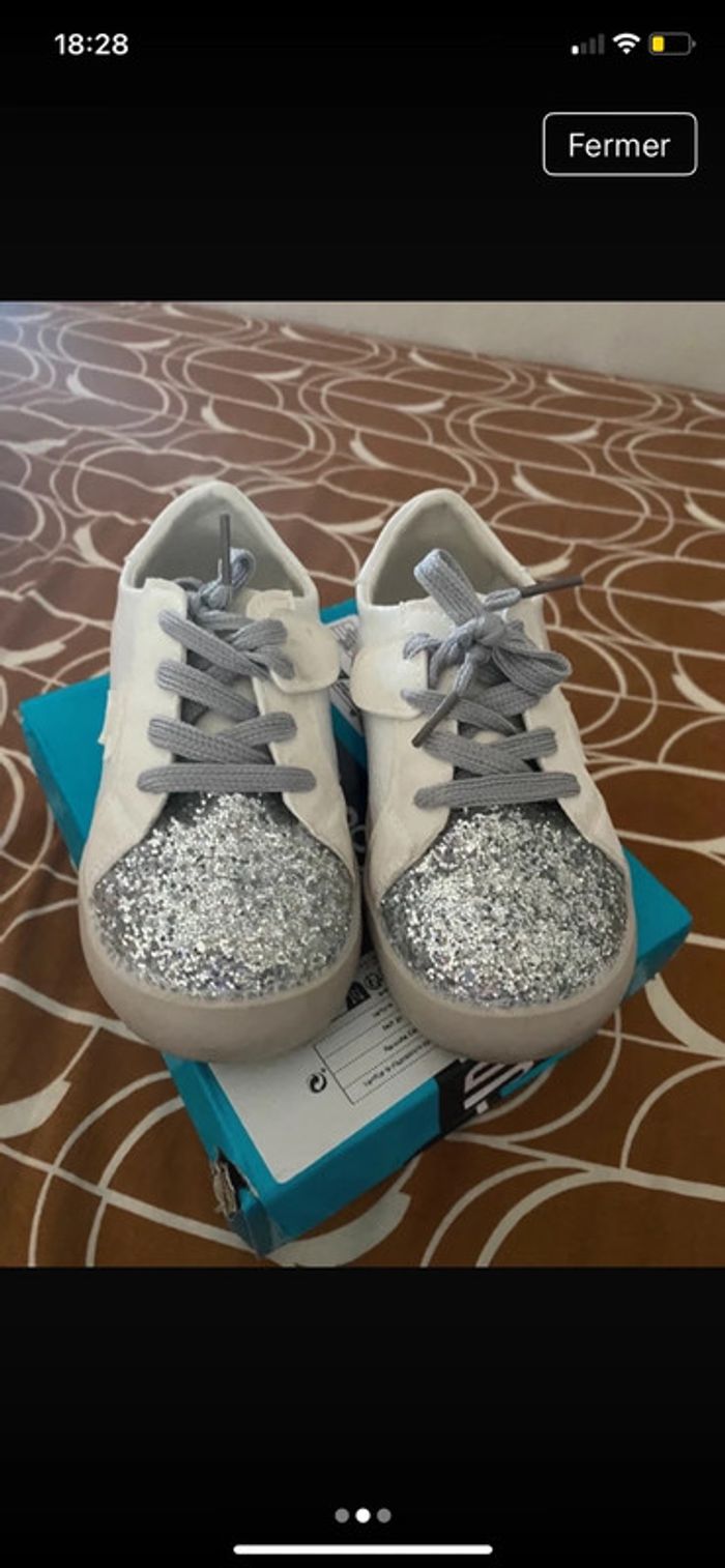 Chaussure fille taille 25 - photo numéro 2