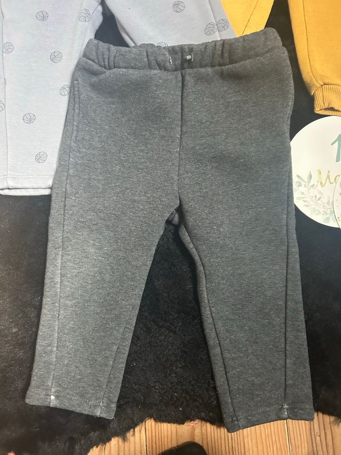 Lot 3 jogging - photo numéro 2