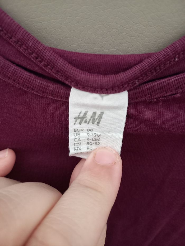 Tee-shirt LM H&M 9-12 mois - photo numéro 2