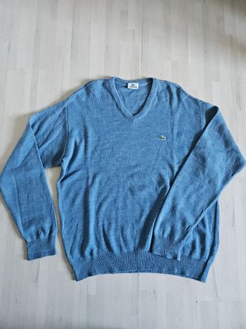 Sweat pull col v lacoste vintage homme bleu ciel L très bon état 