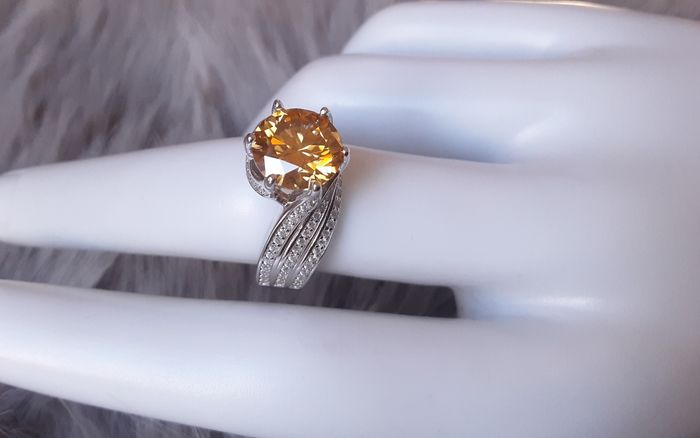 Bague mariage fiançailles anniversaire gravée Au750 Moissanite 9mm 3carats cadeau pour elle - photo numéro 2