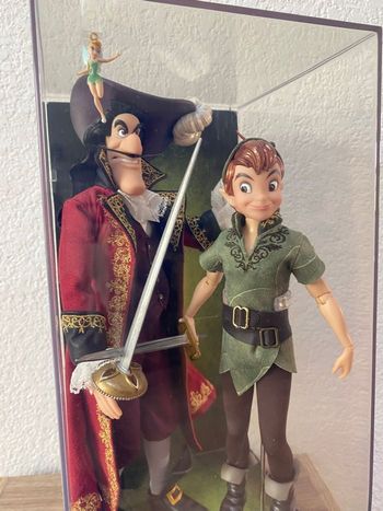 Fairytale Designer Peter Pan et Capitaine Crochet 