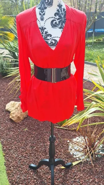 Jolie blouse couleur corail 100% viscose