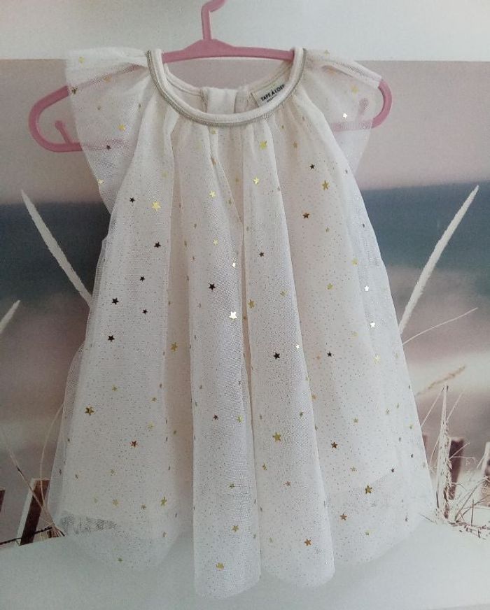 Jolie robe doublée en tulle avec sequins étoiles TAO taille 12 mois