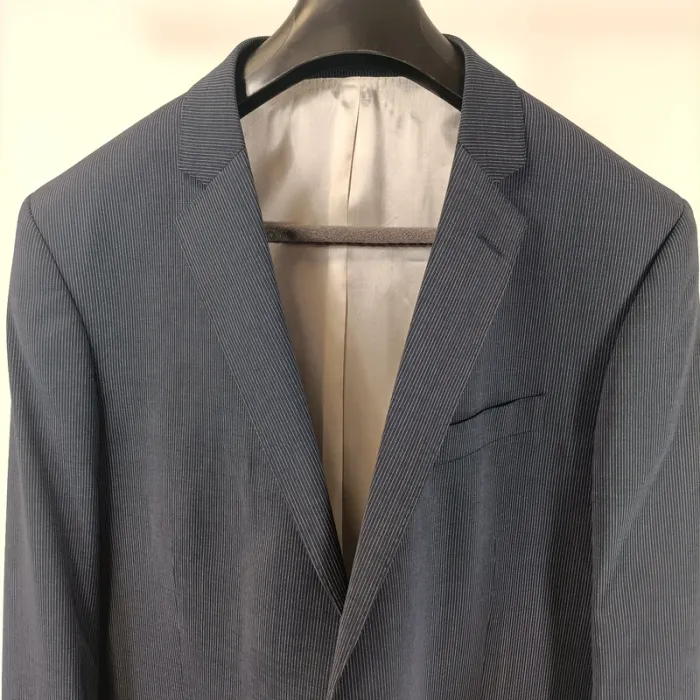 Veste de costume bleue à fines rayures blanches Griffe Noire Taille 52 A469 - photo numéro 2
